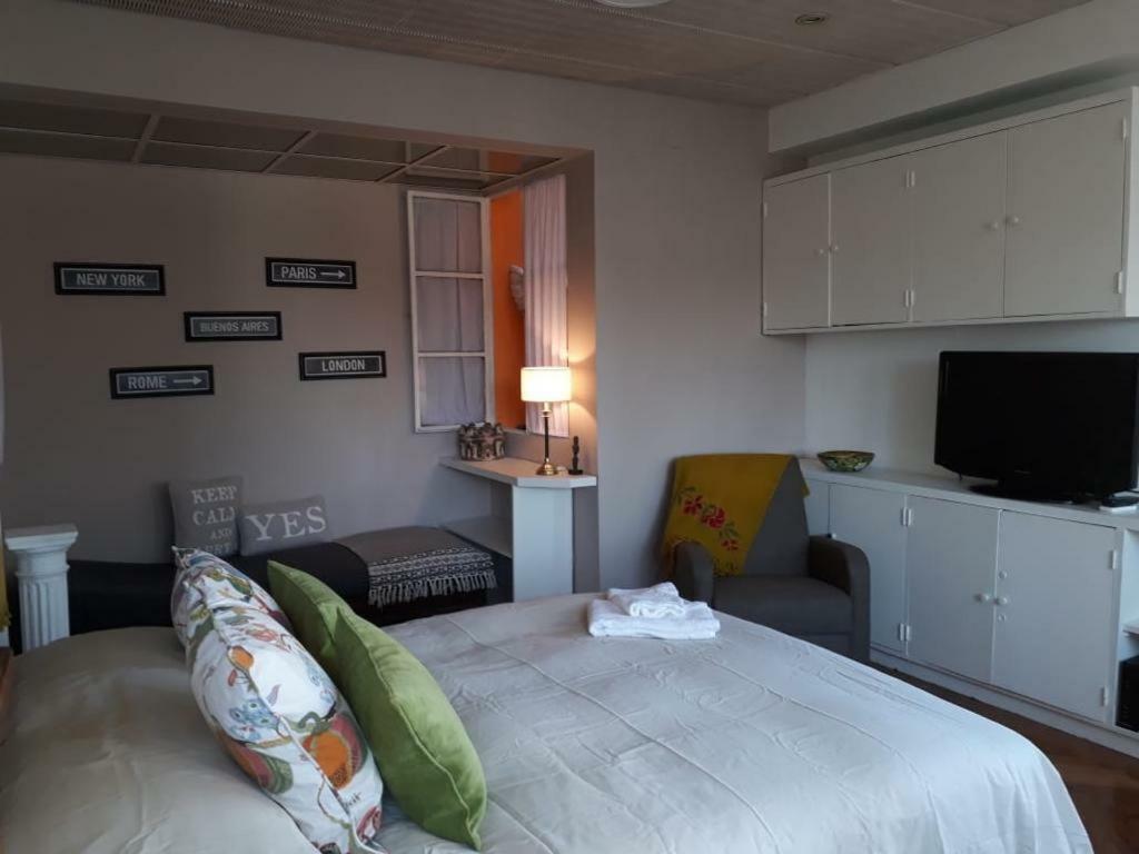 Apartament Dpto. Av. Corrientes Al 700-Centro Buenos Aires Zewnętrze zdjęcie